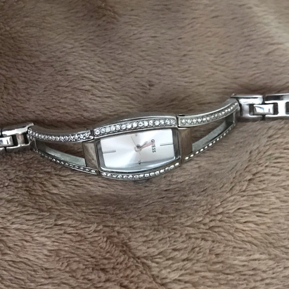 Guess watch - Picture 1 of 5